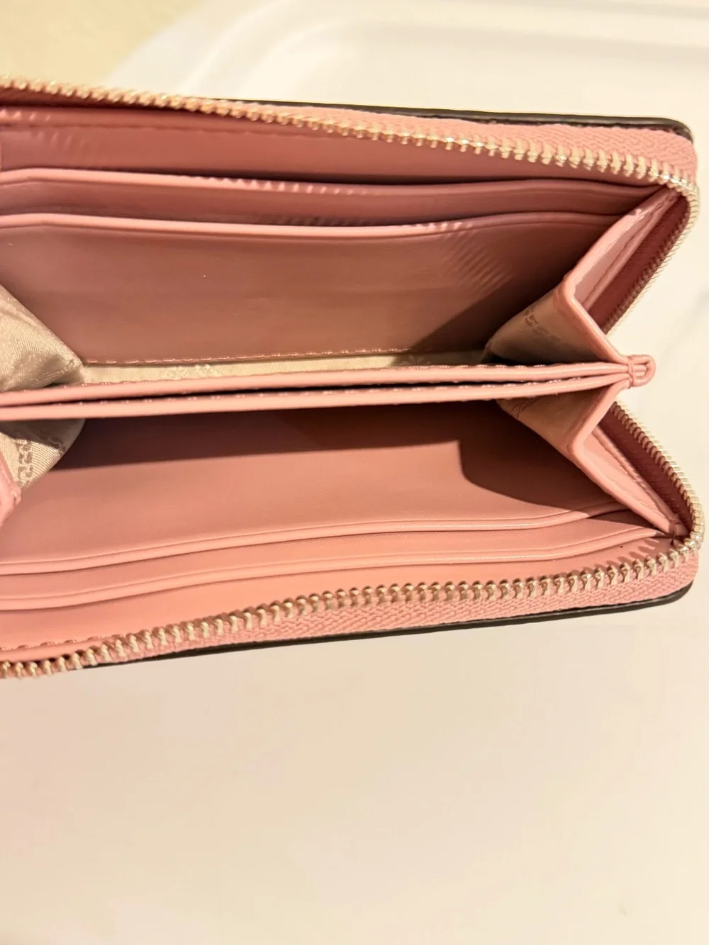 Michael Kors Rose Pink Signature Zip Wallet